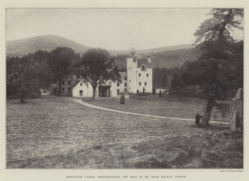 Abergeldie kastély, Aberdeenshire, Hugh Mackay Gordon úr székhelye alkotó: English Photographer