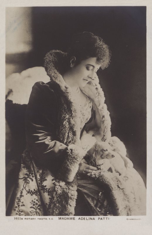 Adelina Patti, olasz szoprán koloratúra alkotó: English Photographer