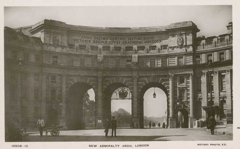 Admiralitás Arch, a Mall, London alkotó: English Photographer