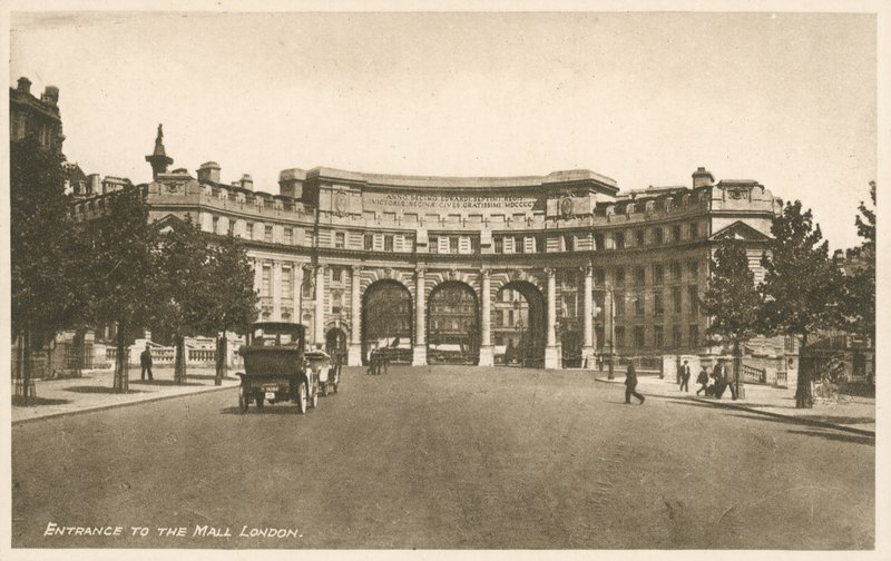 Admiralitás Arch, a Mall, London alkotó: English Photographer