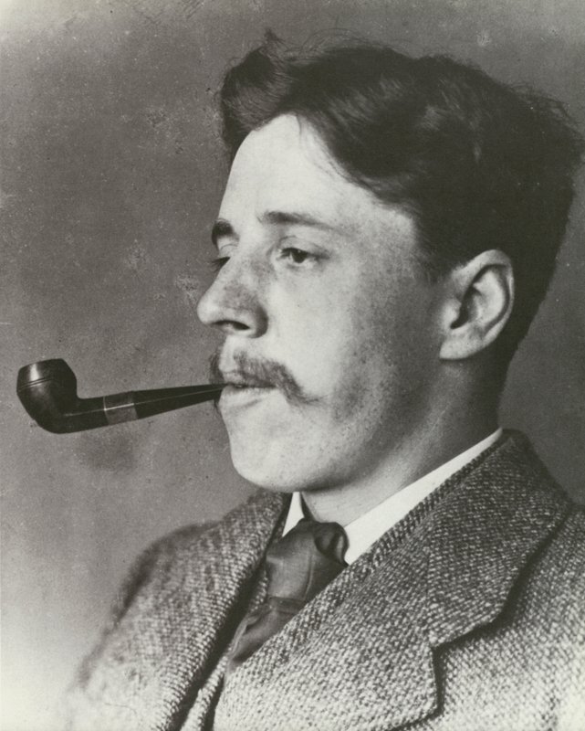 Arnold Bennett, pipázik, portré (f/w fotó) alkotó: English Photographer