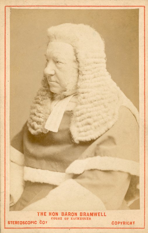 Bramwell báró alkotó: English Photographer