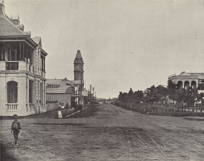 Bourbon Street, Bundaberg, Queensland alkotó: English Photographer