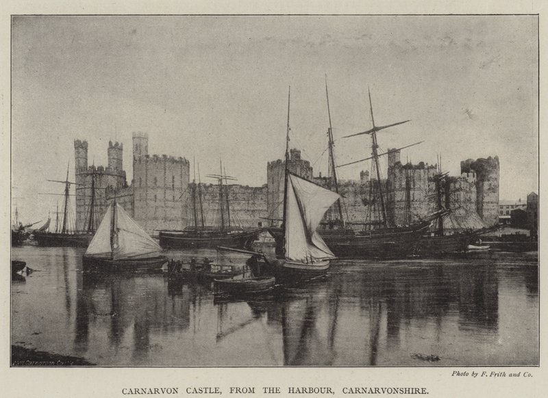 Carnarvon-kastély, a Carnarvonshire-i kikötőből alkotó: English Photographer