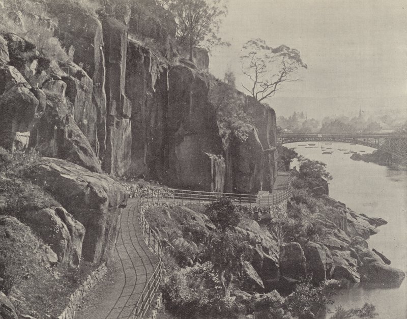 Szürkehályog-szurdok, a szürkehályog-híd bemutatásával alkotó: English Photographer