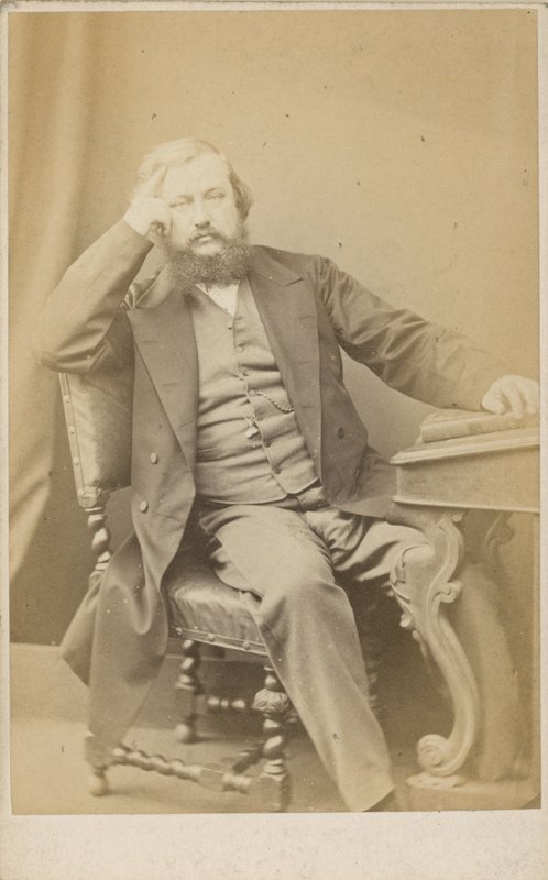 Charles William Shirley Brooks, a Punch szerkesztője alkotó: English Photographer