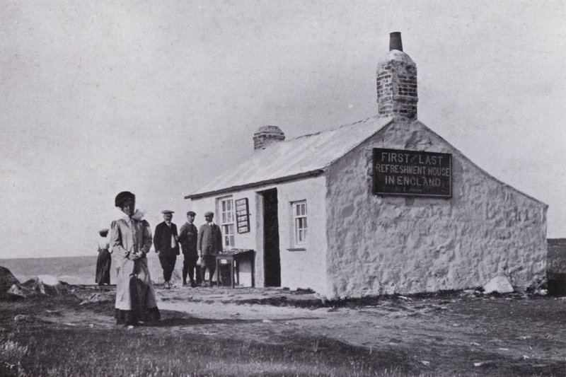 Cornwall: Első és utolsó ház, Land