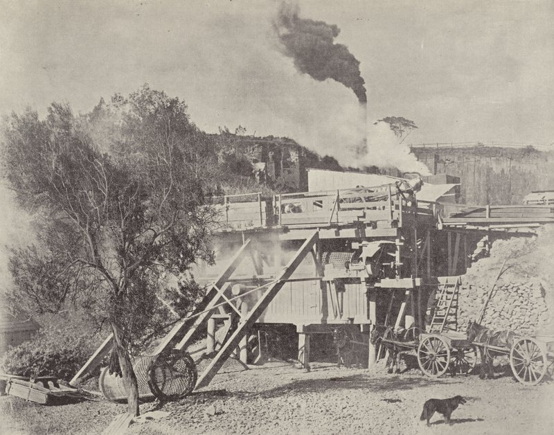 Crushing Stone, Kiama Quarries, New South Wales alkotó: English Photographer