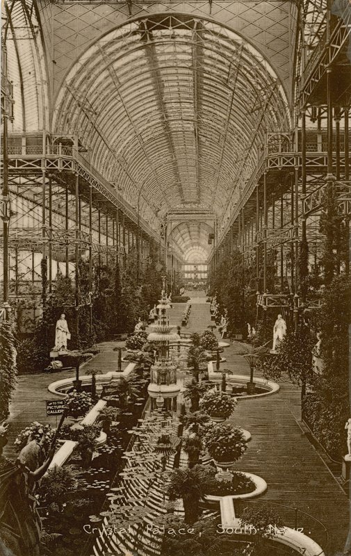 Crystal Palace, Déli Nave alkotó: English Photographer
