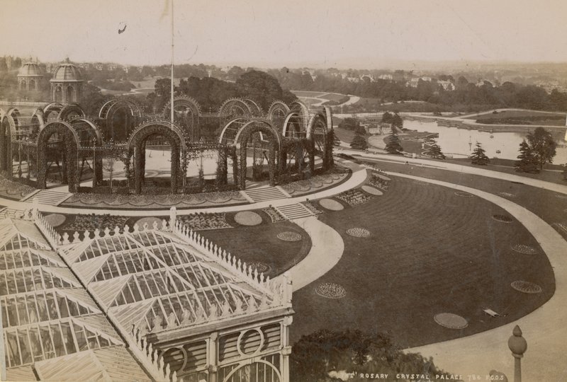 Crystal Palace, Sydenham, London alkotó: English Photographer
