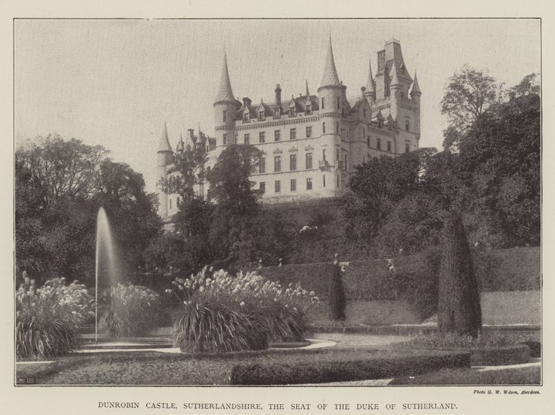 Dunrobin kastély, Sutherlandshire, Sutherland hercegének székhelye alkotó: English Photographer