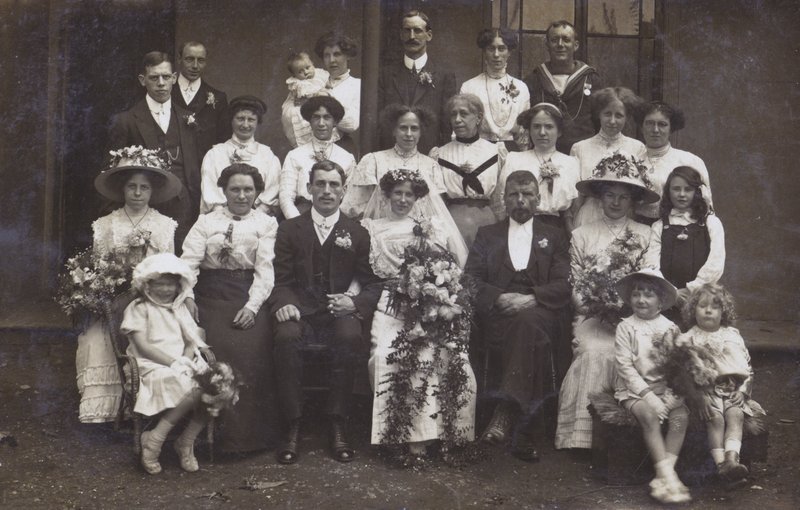 Edward korabeli esküvői fénykép, 1910 körül (fekete-fehér fotó) alkotó: English Photographer