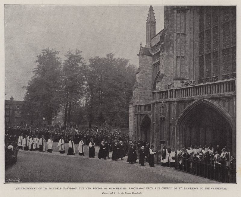 Dr. Randall Davidson, Winchester új püspökének trónra lépése a Szent Lőrinc-templomtól a katedrálisig alkotó: English Photographer