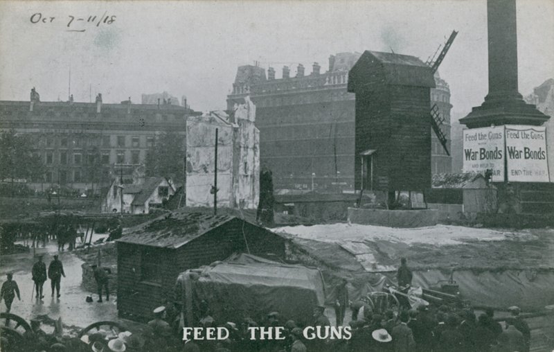 Feed The Guns alkotó: English Photographer