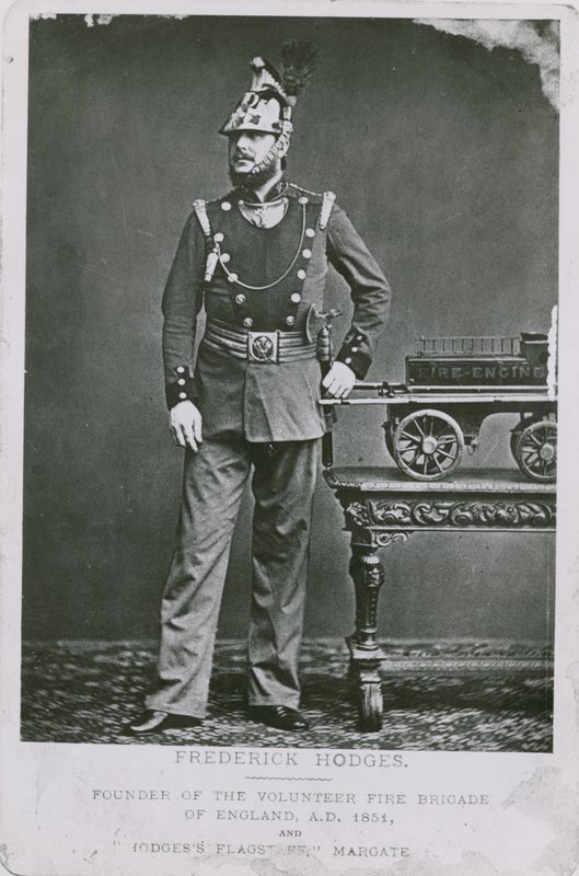 Frederick Hodges, az Angliai Önkéntes Tűzoltóság alapítója alkotó: English Photographer