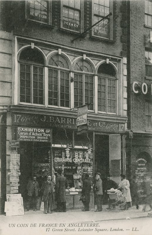 French Bookshop, 17 Green Street, Leicester Square, London alkotó: English Photographer