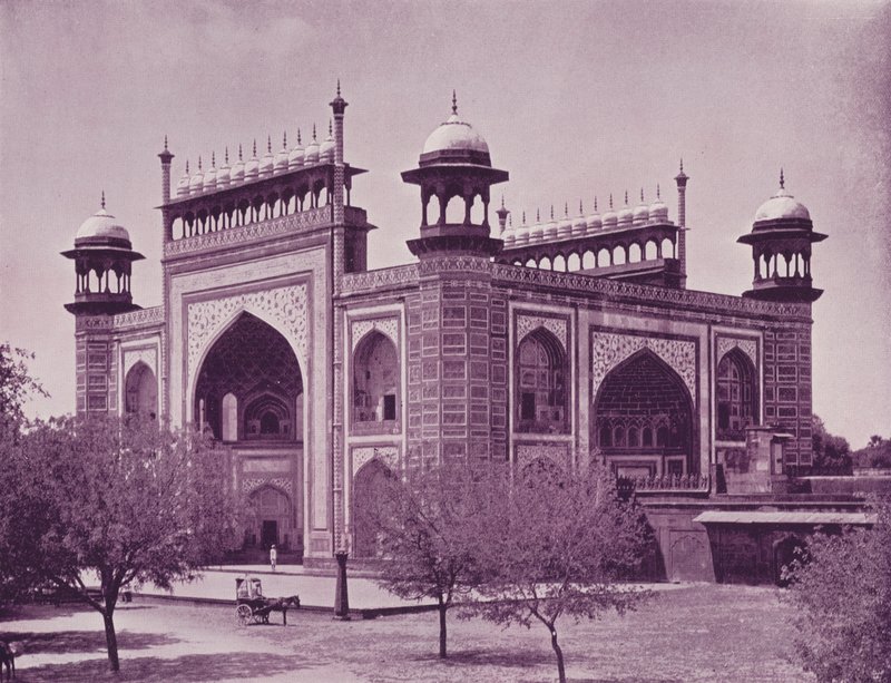 A Taj kapuja, Agra alkotó: English Photographer
