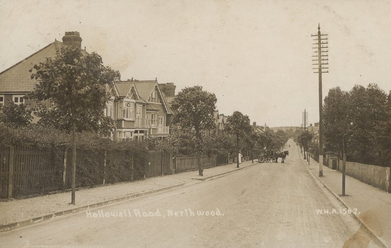 Hallowell Road, Northwood, London közelében (f/w fotó) alkotó: English Photographer