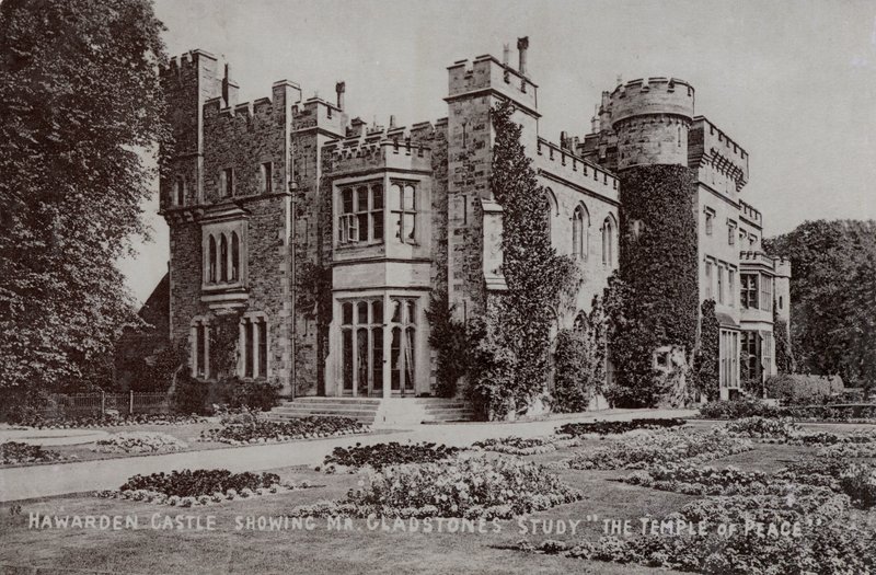 Hawarden kastély, William Gladstone angol politikus és miniszterelnök otthona, Hawarden, Flintshire, Wales (f/w fotó) alkotó: English Photographer