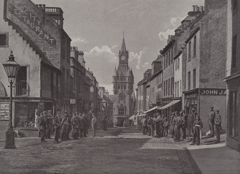 High Street, Dunfermline alkotó: English Photographer