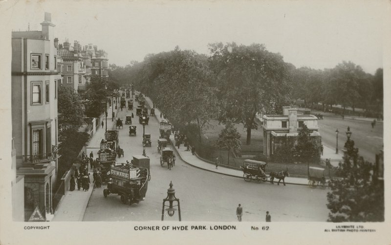 Hyde Park Corner, London alkotó: English Photographer