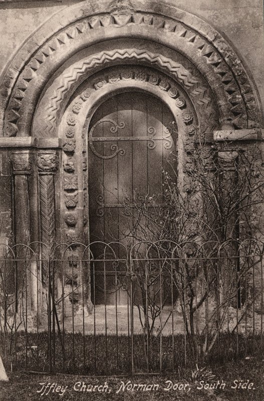 Iffley templom, Norman Door, South Side (f/w fotó) alkotó: English Photographer