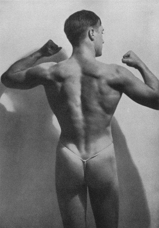 Illusztráció: The Male Body (f/w fotó) alkotó: English Photographer