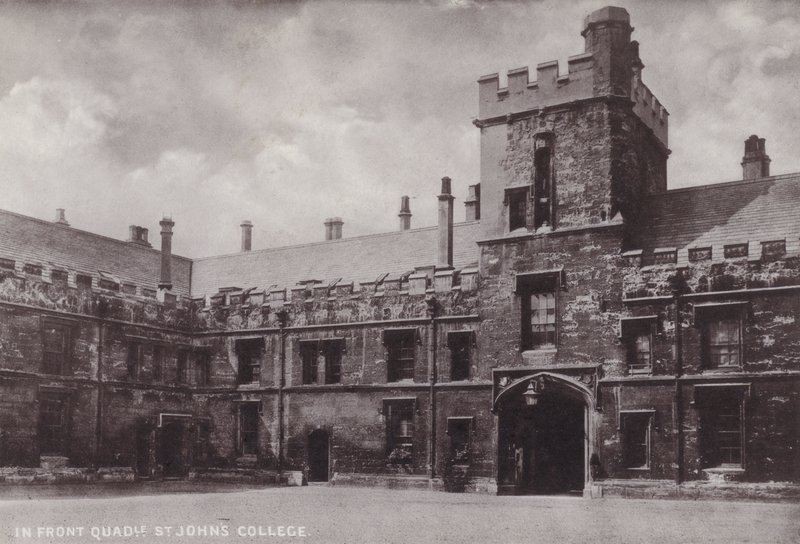 In Front Quadrangle, St Johns College alkotó: English Photographer