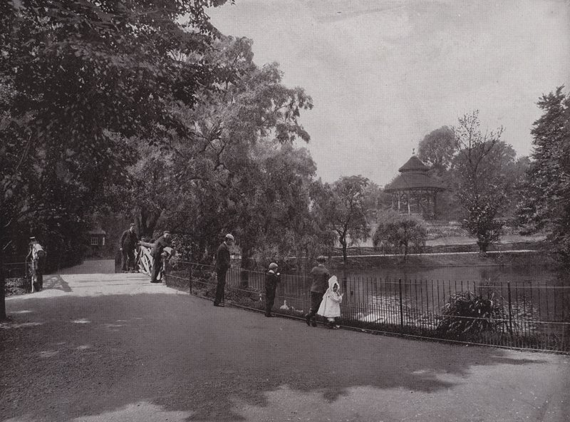 Waterlow Parkban, Highgate-ben alkotó: English Photographer