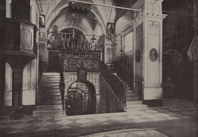 Belső Latin Angyali Üdvözlet temploma, Názáret, József otthona fölött áll? alkotó: English Photographer