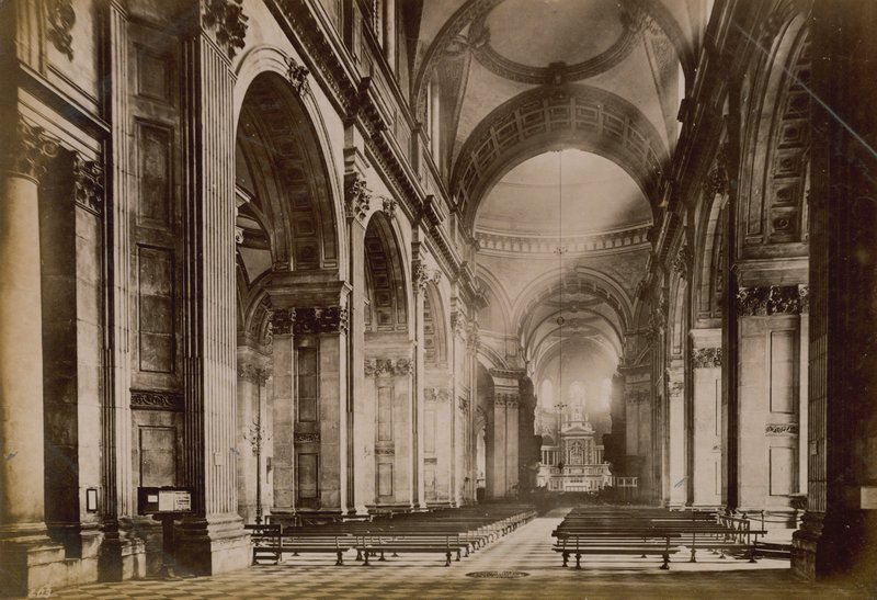 A Szent Pál-székesegyház belseje alkotó: English Photographer
