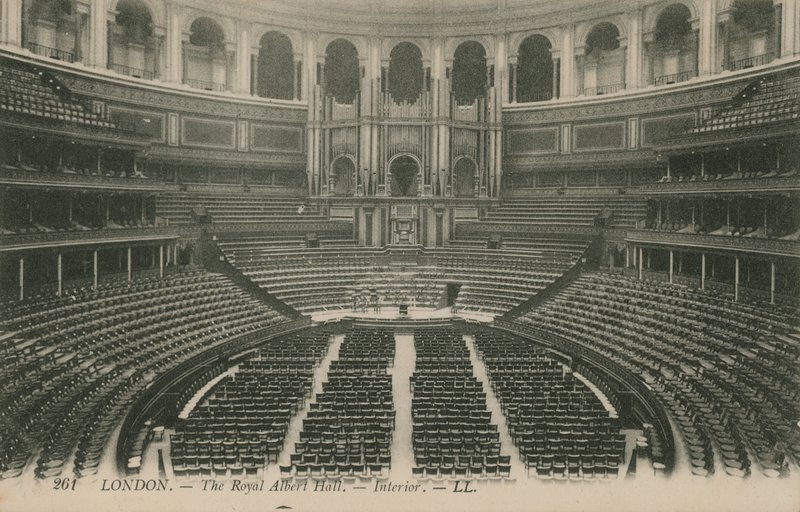 A londoni Royal Albert Hall belseje alkotó: English Photographer