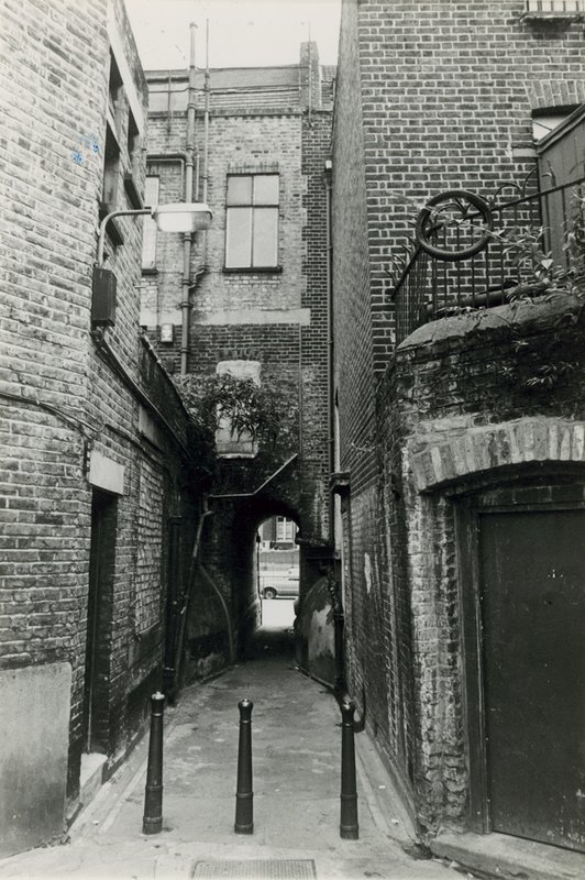 Hasfelmetsző Jack: Woods Buildings, Whitechapel Road alkotó: English Photographer