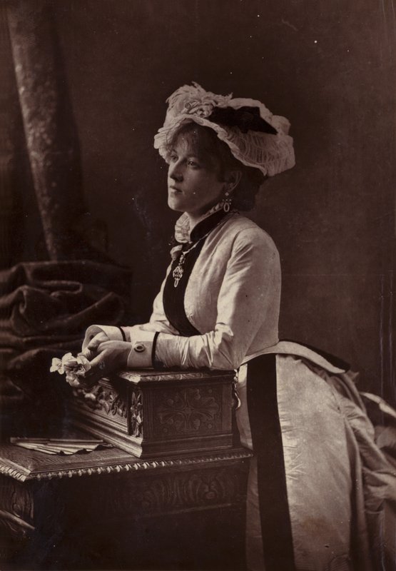Jennie Lee alkotó: English Photographer