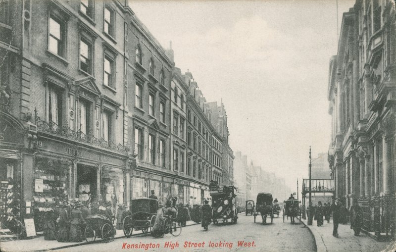 A Kensington High Street nyugatra néz alkotó: English Photographer