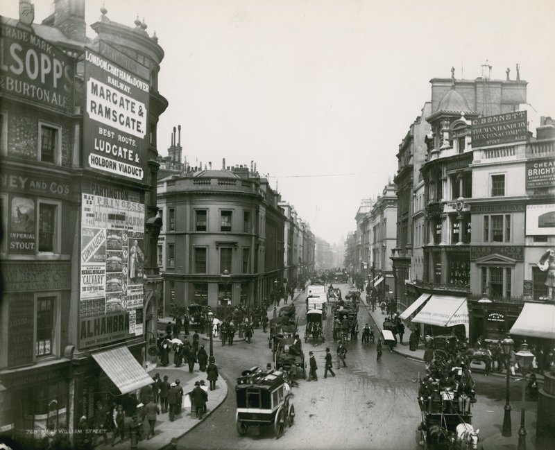 King William Street, London alkotó: English Photographer