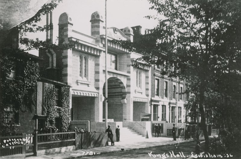 Kings Hall, Lewisham, Essex alkotó: English Photographer
