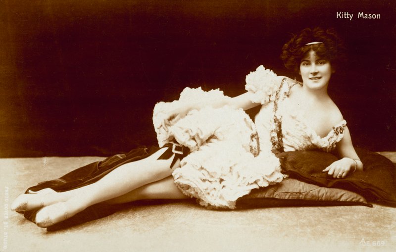 Kitty Mason angol táncos és színésznő alkotó: English Photographer