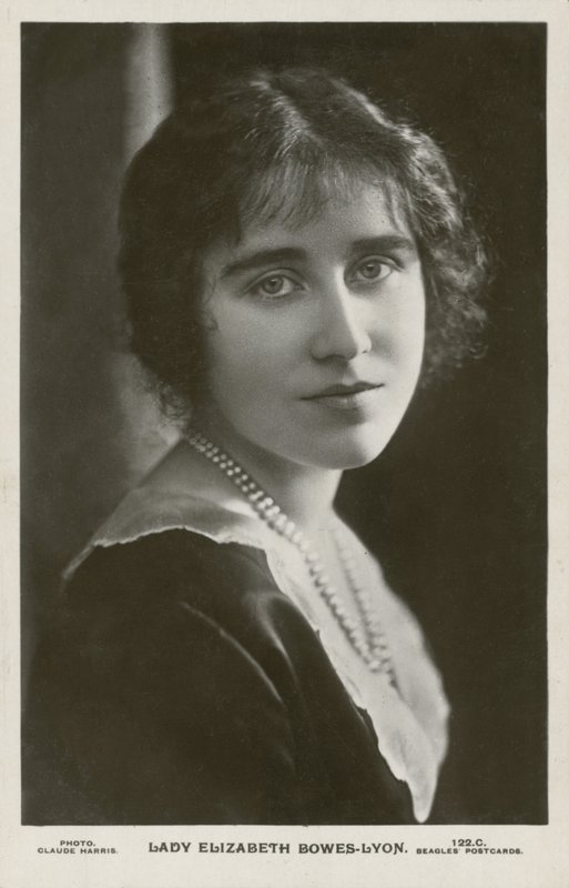 Lady Elizabeth Bowes-Lyon (f/w fotó) alkotó: English Photographer