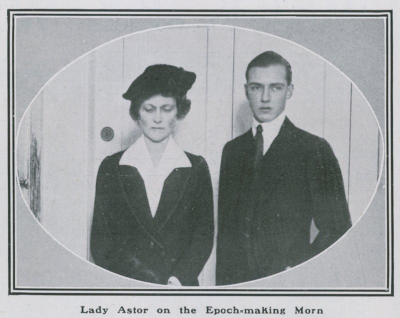 Lady Nancy Astor a korszakalkotó reggelen alkotó: English Photographer