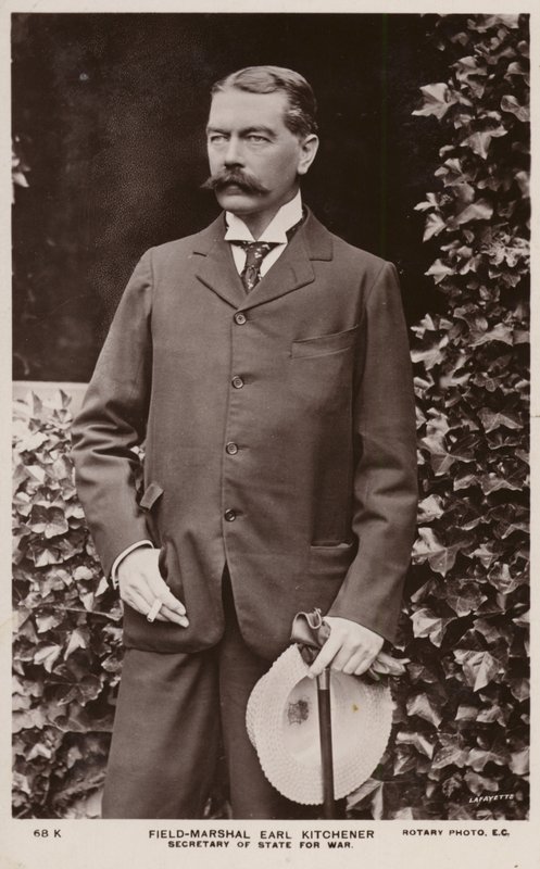 Lord Kitchener alkotó: English Photographer