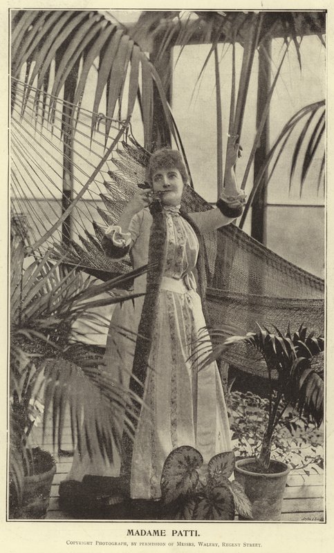 Madame Patti alkotó: English Photographer