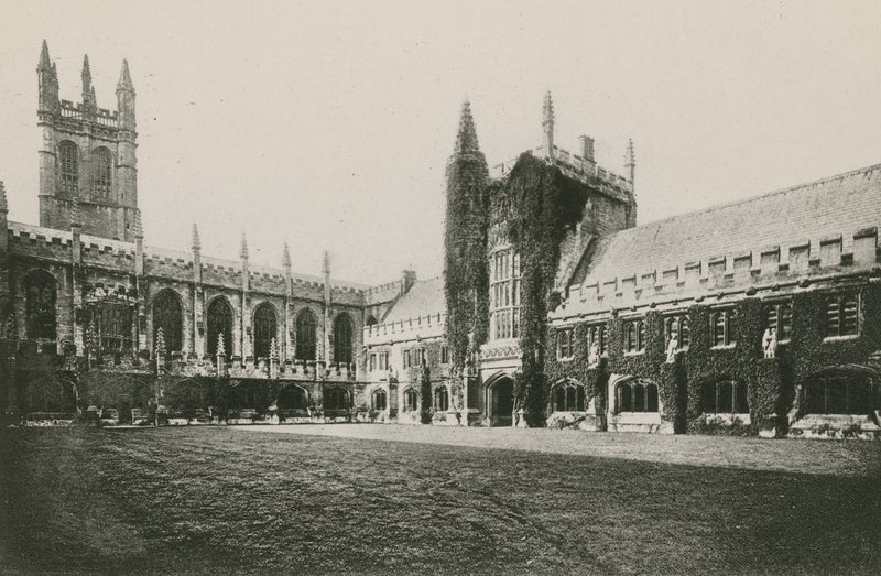 Magdalen College Cloister and Tower, Oxford alkotó: English Photographer
