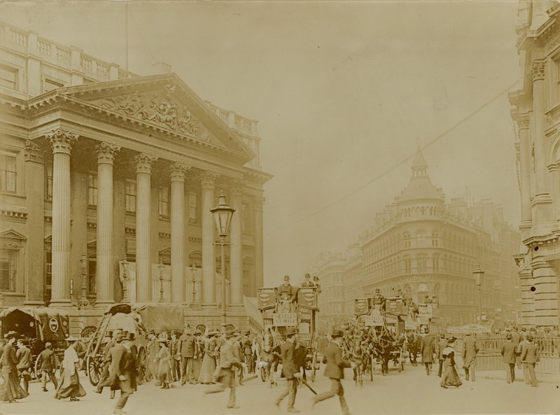 Mansion House, Queen Victoria Street, London alkotó: English Photographer