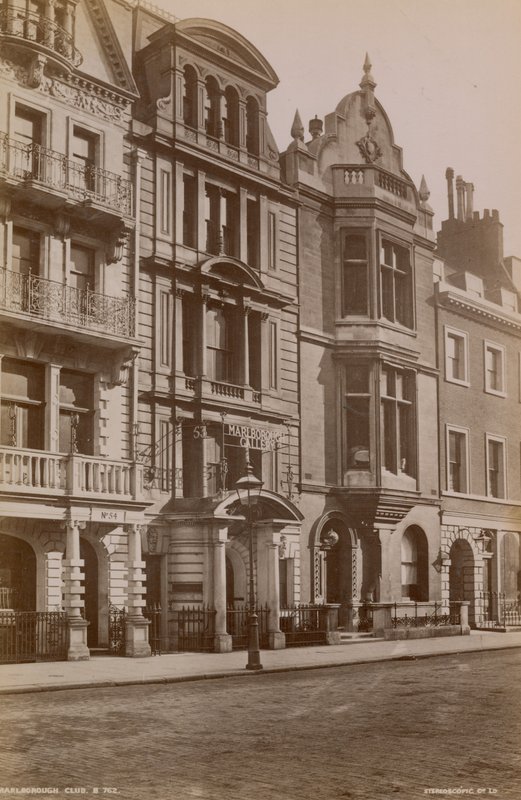 Marlborough Club, London alkotó: English Photographer