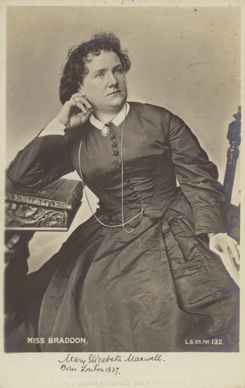 Mary Elizabeth Braddon alkotó: English Photographer