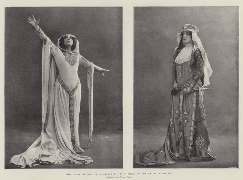 Miss Julia Neilson Constance szerepében a King Johnban, a Her Majesty