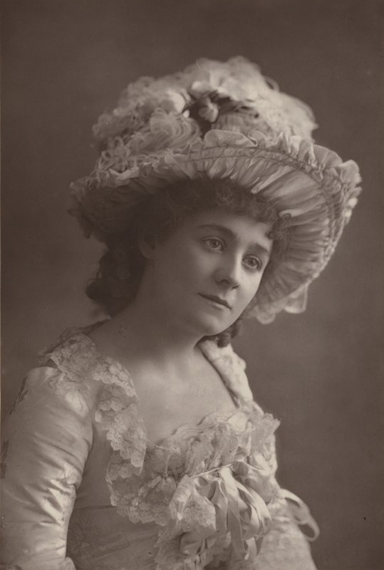 Kate Rorke kisasszony alkotó: English Photographer