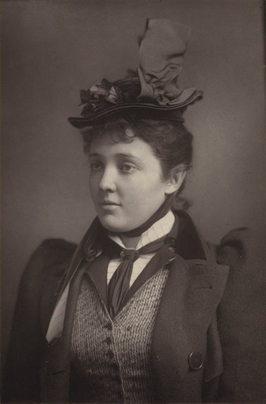 Marion Lea kisasszony alkotó: English Photographer