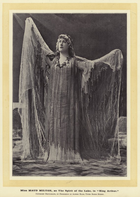 Miss Maud Milton, mint A tó szelleme, Arthur királyban alkotó: English Photographer